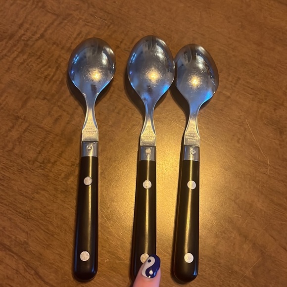 Washington Forge Mardi Gras Stainless tablespoons black handle made in Korea - Picture 2 of 4